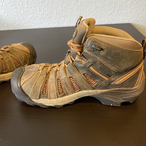 KEEN Utility Women's 8.5 Flint 2 Low Height Leather Steel Toe Work Shoes - Picture 6 of 8